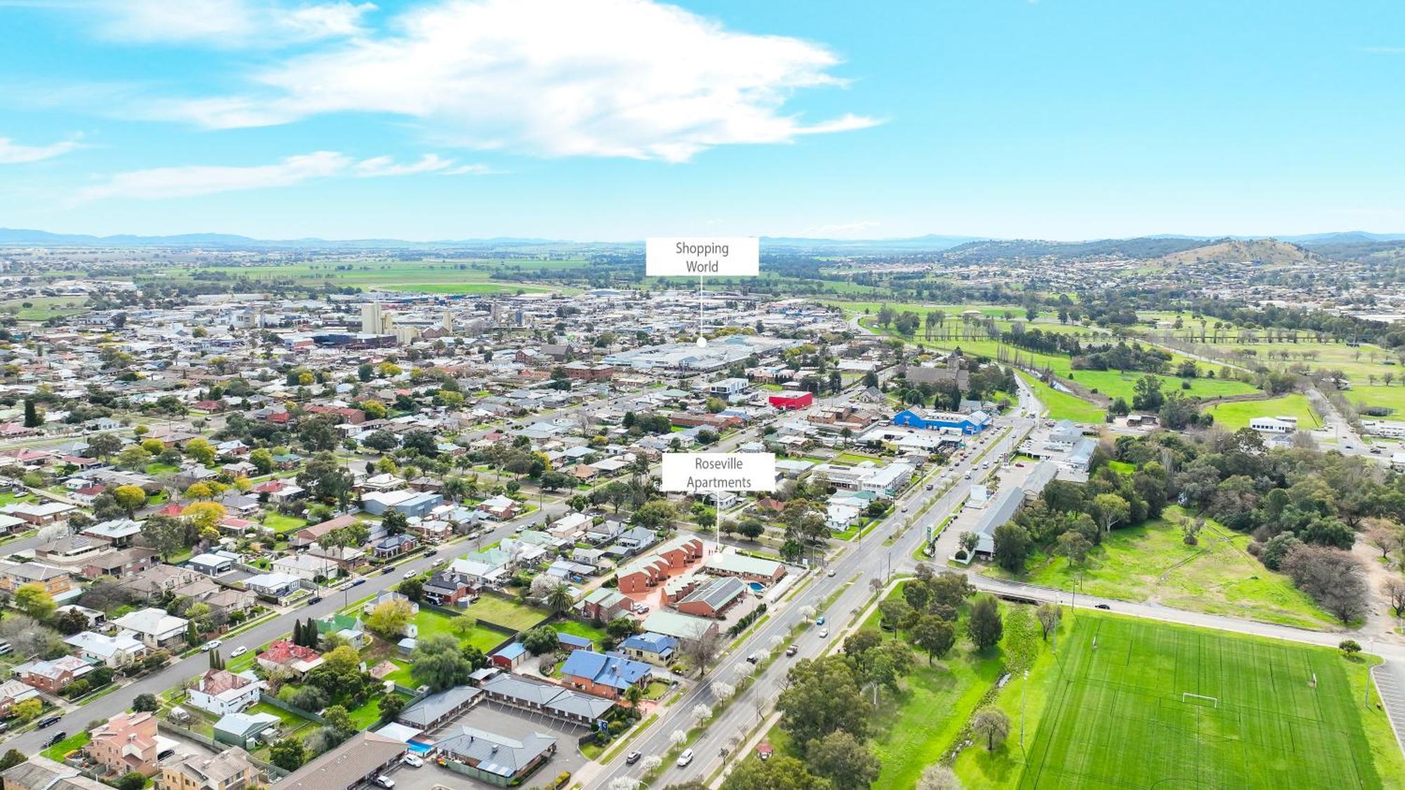 The Roseville Apartments タムワース エクステリア 写真